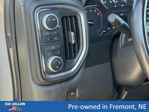 Used 2020 GMC Sierra 1500 SLE w/ SLE Value Package AWD/4WD image 12