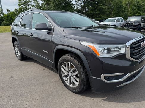 Used 2017 GMC Acadia SLE AWD/4WD image 12