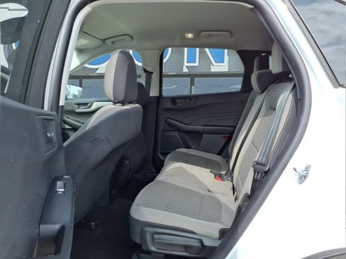Used 2022 Ford Escape SE AWD/4WD image 9