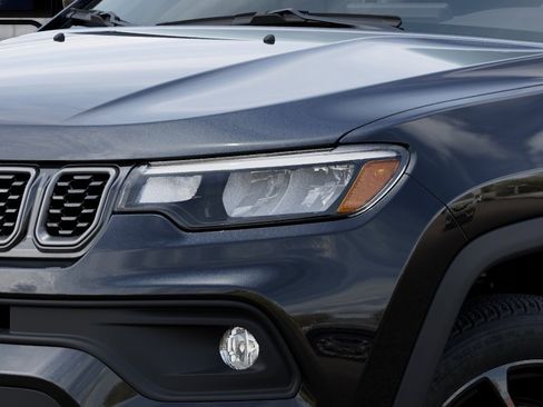 New 2026 Jeep Compass Latitude AWD/4WD image 20