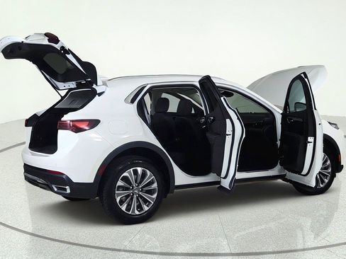 Used 2025 Buick Envision Preferred AWD/4WD image 14