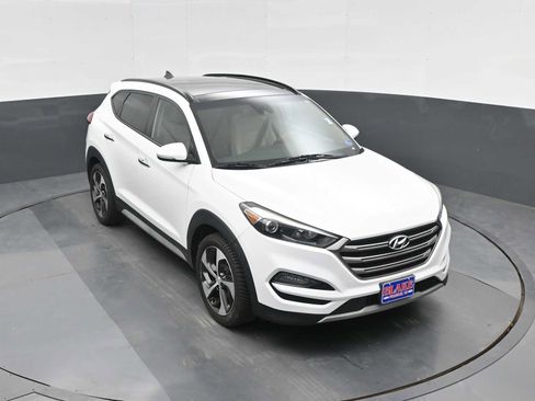 Used 2018 Hyundai Tucson Limited w/ Ultimate Package 02 FWD image 20