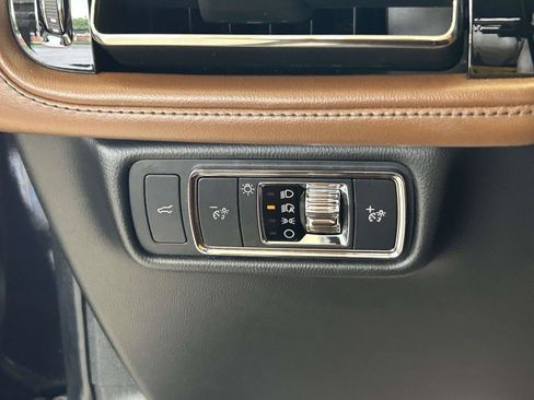 Certified 2022 Lincoln Aviator Reserve w/ Elements Package Plus RWD image 32