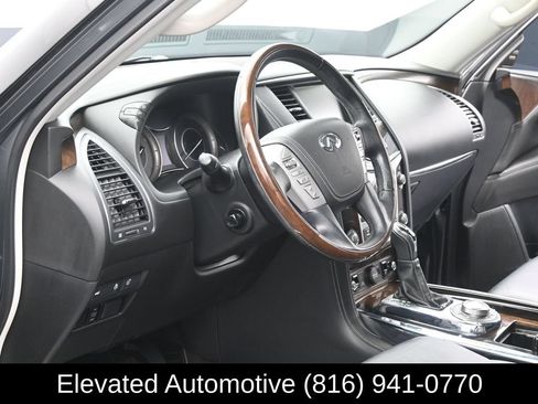 Used 2018 INFINITI QX80 4WD w/ Deluxe Technology Package image 7