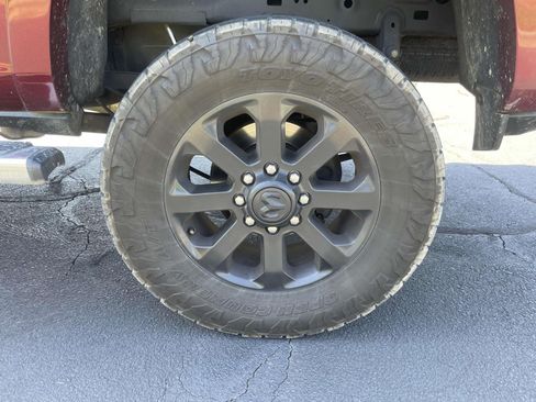Used 2019 RAM 2500 Laramie AWD/4WD image 7
