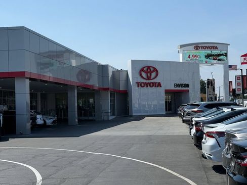 Certified 2024 Toyota RAV4 AWD Hybrid image 6