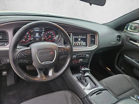 Used 2020 Dodge Charger SXT w/ Blacktop Package RWD image 16