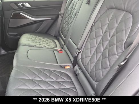 Used 2026 BMW X5 xDrive50e AWD/4WD image 3