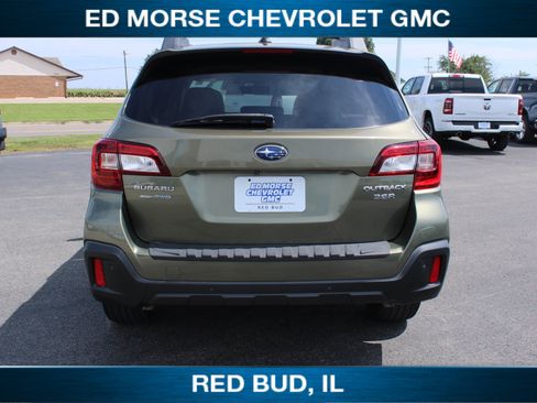 Used 2019 Subaru Outback 3.6R Limited AWD/4WD image 17