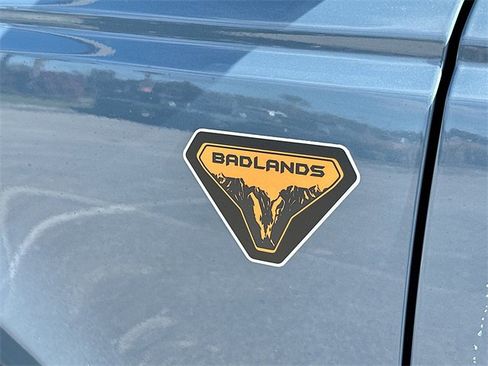 New 2025 Ford Bronco Badlands image 19