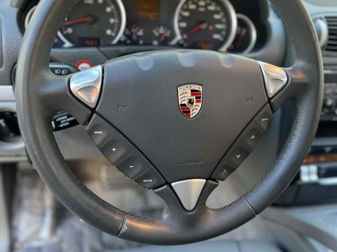 Used 2004 Porsche Cayenne S AWD/4WD image 34