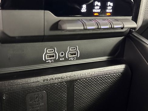 Used 2025 RAM 1500 Big Horn image 23