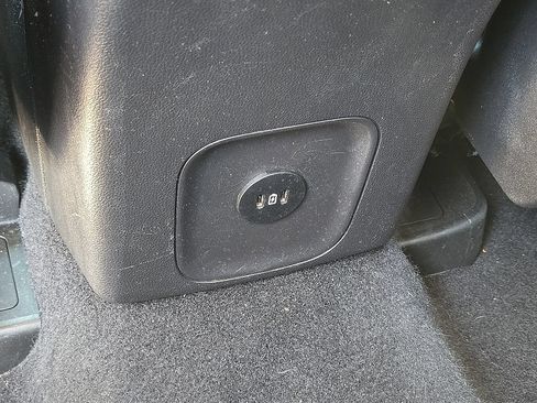 Used 2023 Ford Escape SE FWD image 16