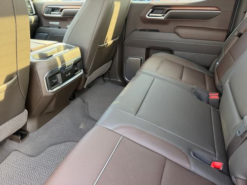 Used 2025 GMC Sierra 1500 Denali AWD/4WD image 35