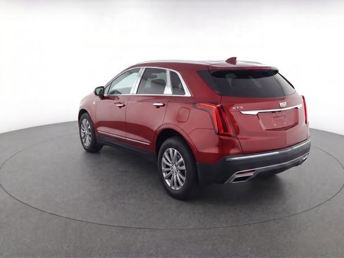 Used 2020 Cadillac XT5 Premium Luxury FWD image 3