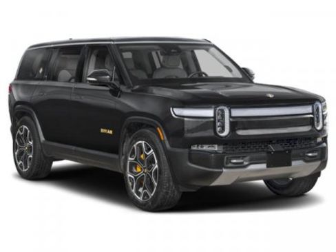 Used 2025 Rivian R1S Premium image 9