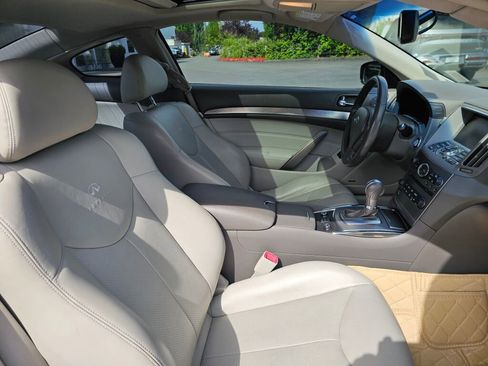 Used 2012 INFINITI G37 x Coupe w/ Premium Pkg AWD/4WD image 11