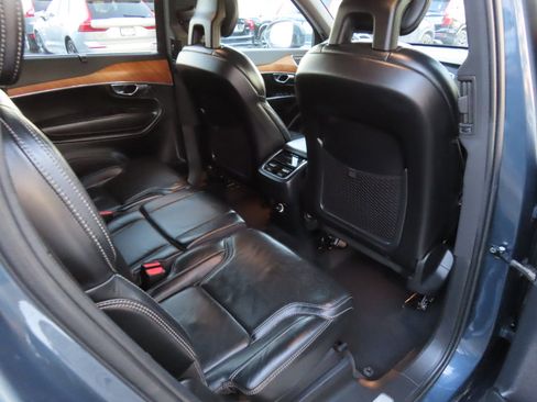 Used 2018 Volvo XC90 T6 Inscription w/ Convenience Package image 15