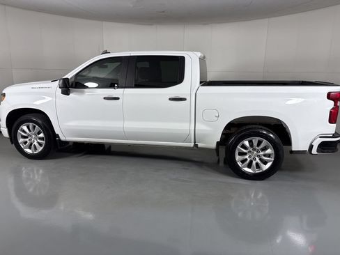 Used 2023 Chevrolet Silverado 1500 Custom RWD image 5