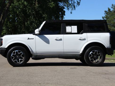 Used 2022 Ford Bronco Outer Banks AWD/4WD image 5