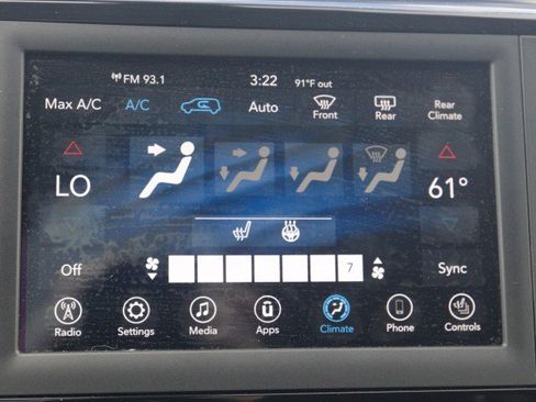 Used 2019 Chrysler Pacifica Touring-L FWD image 23