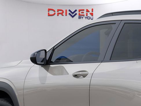 New 2026 Chevrolet Trax RS image 13