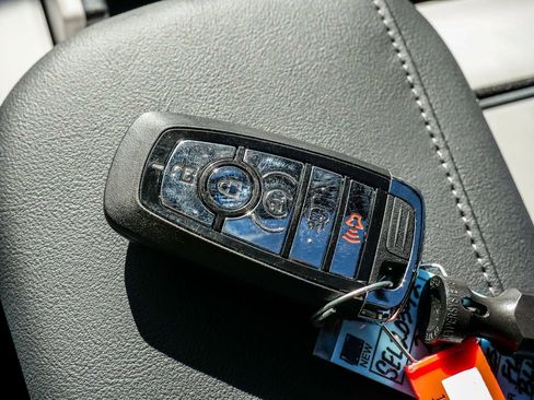 New 2025 Lincoln Navigator Reserve w/ Jet Appearance Package image 38