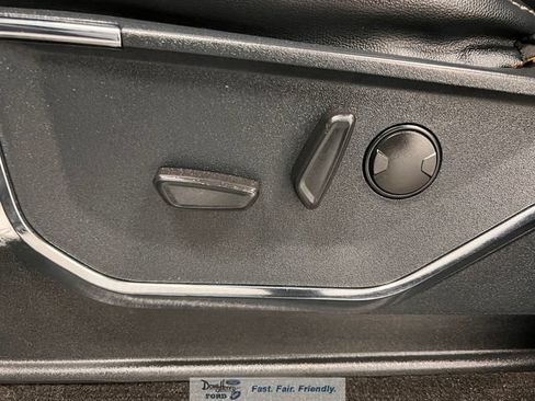 Used 2022 Ford F150 Lariat AWD/4WD image 25