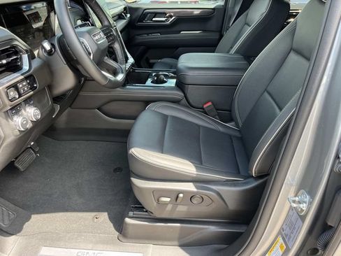 Certified 2025 GMC Yukon Elevation AWD/4WD image 29