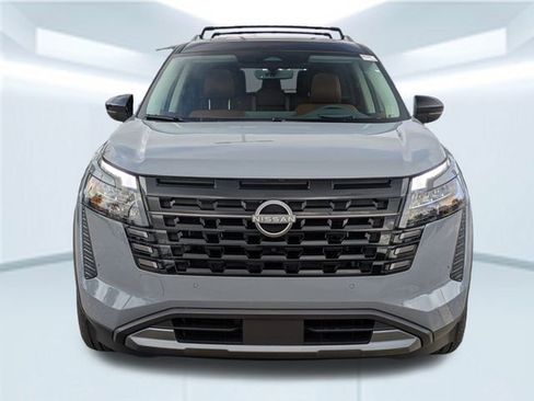 New 2026 Nissan Pathfinder Platinum image 10