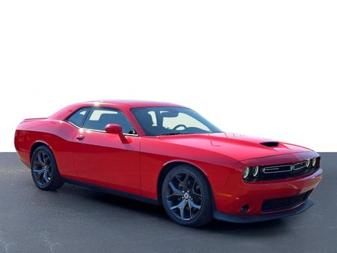 Used 2022 Dodge Challenger GT image 5