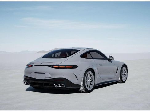 Used 2025 Mercedes-Benz AMG GT 63 image 22