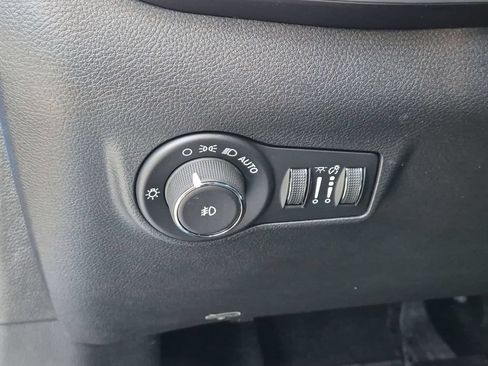 Used 2026 Jeep Compass Limited AWD/4WD image 15