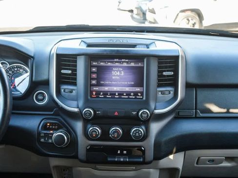Used 2020 RAM 1500 Big Horn image 15
