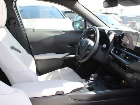 Certified 2025 Lexus UX 300h FWD image 5