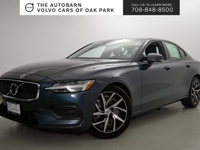 Used 2019 Volvo S60 T6 Momentum w/ Premium Package