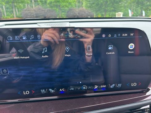 New 2026 Chevrolet Traverse RS FWD image 27