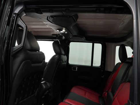 Used 2023 Jeep Wrangler Unlimited Rubicon 4xe AWD/4WD image 24