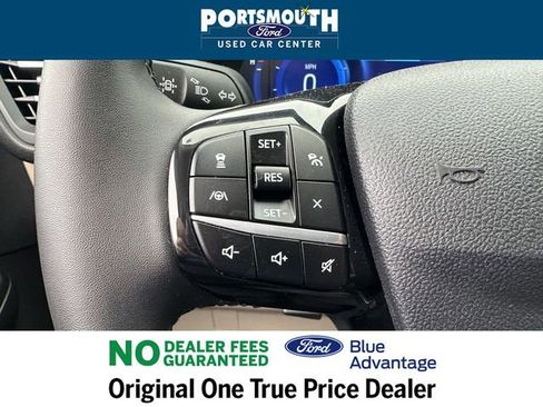 Used 2022 Ford Escape SEL w/ Technology Package image 21