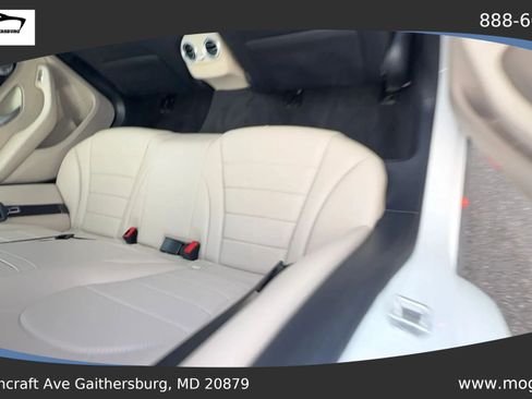 Used 2015 Mercedes-Benz C 300 4MATIC Sedan image 8