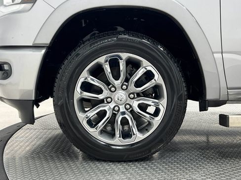 Used 2019 RAM 1500 Laramie w/ Sport Appearance Package AWD/4WD image 37