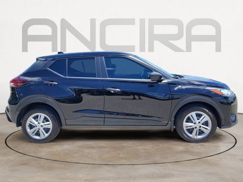 Certified 2025 Nissan Kicks Play S FWD image 13