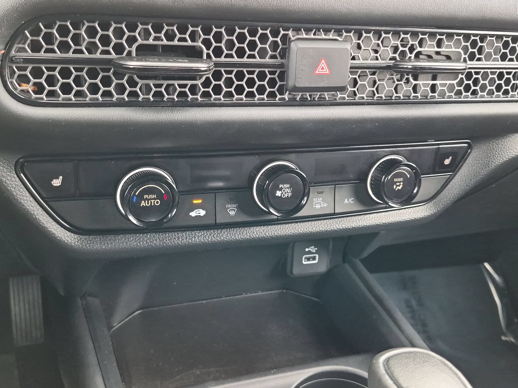 Certified 2024 Honda HR-V Sport image 22
