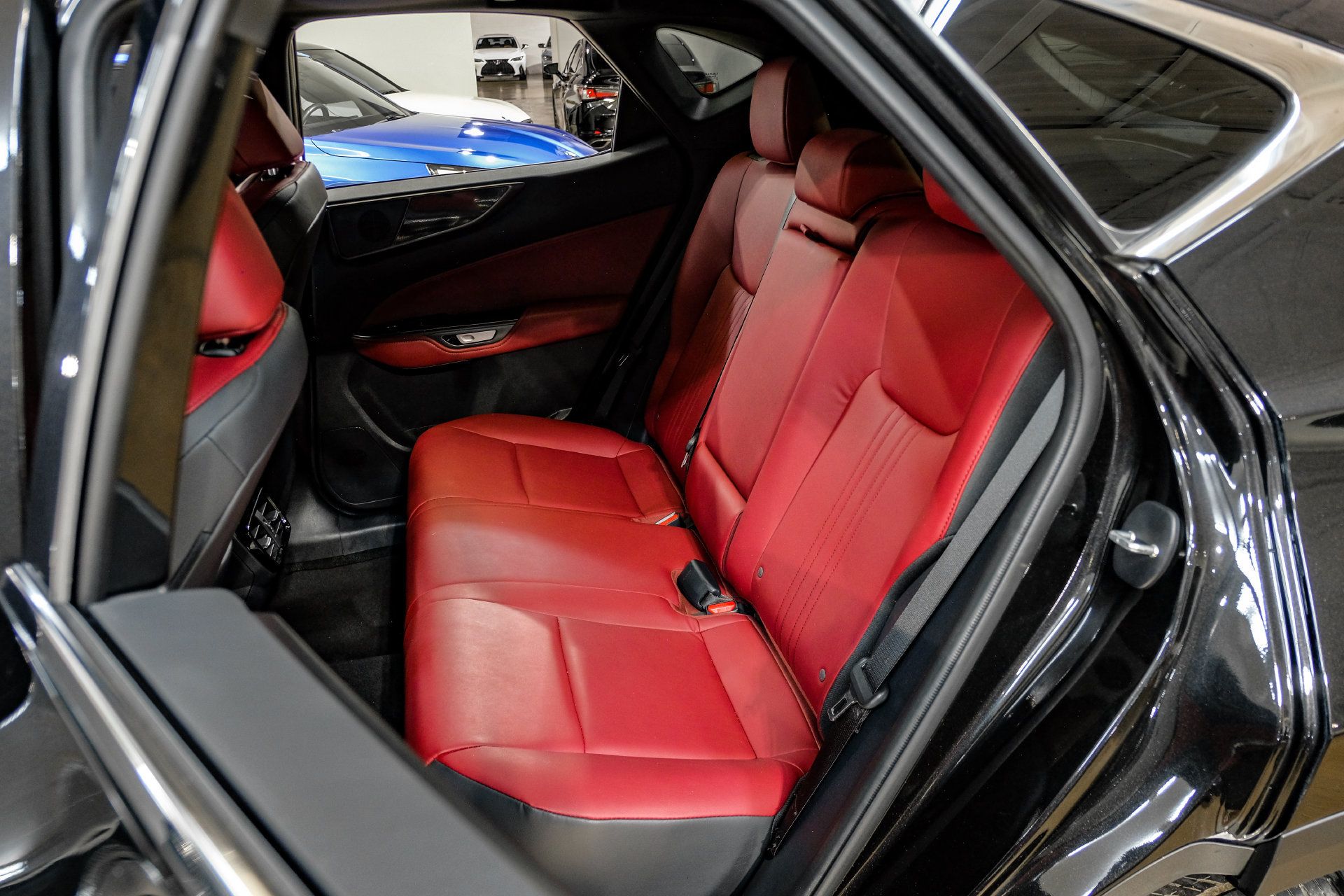 Used 2025 Lexus NX 250 FWD w/ Cold Area Package image 44