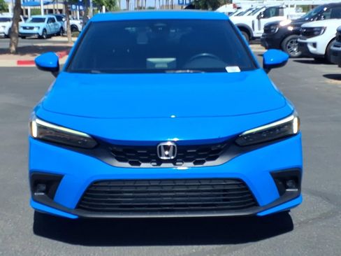 Used 2022 Honda Civic Sport Touring image 2