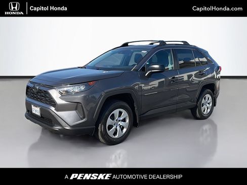 Used 2019 Toyota RAV4 LE w/ All Weather Liner Package AWD/4WD image 1