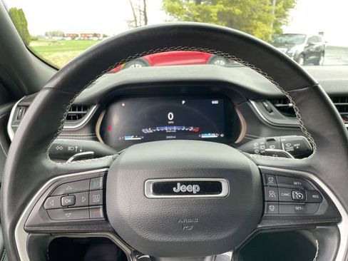 Used 2022 Jeep Grand Cherokee Altitude image 18