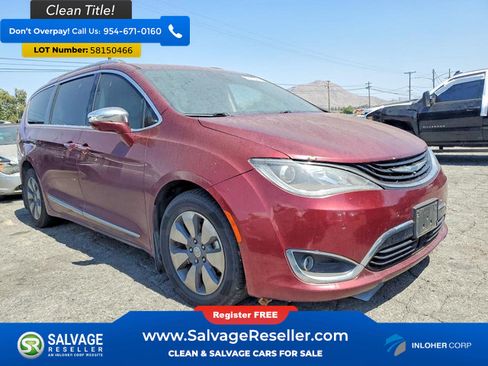 Used 2017 Chrysler Pacifica Platinum FWD image 5