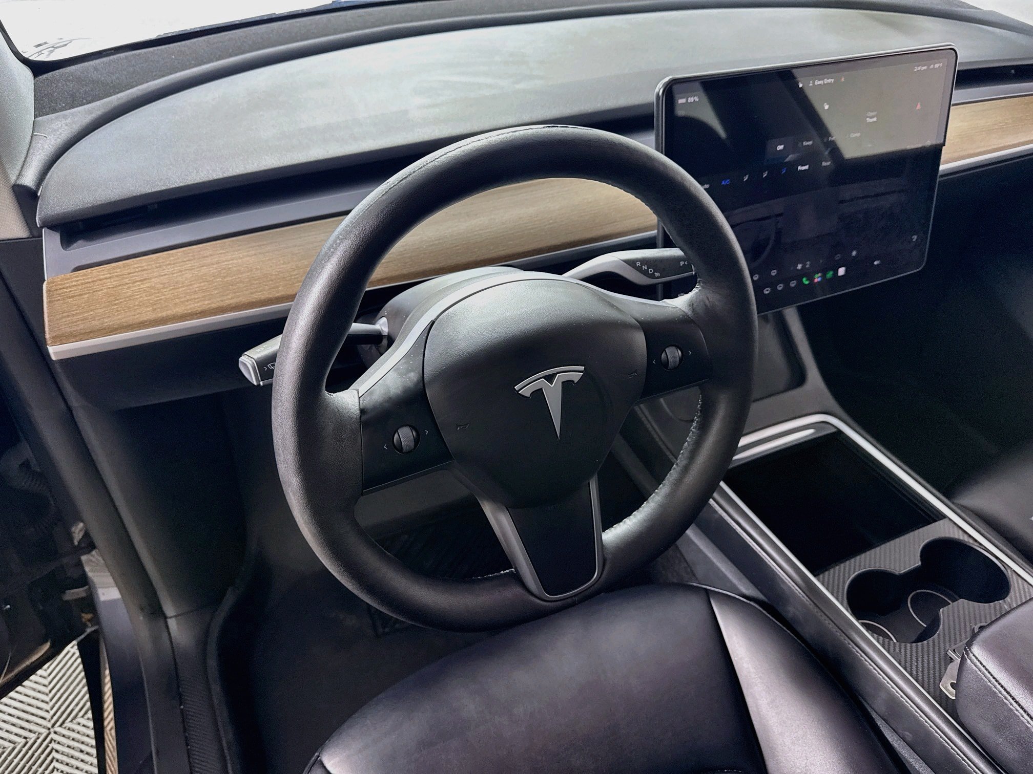 Used 2023 Tesla Model Y Performance AWD/4WD image 22