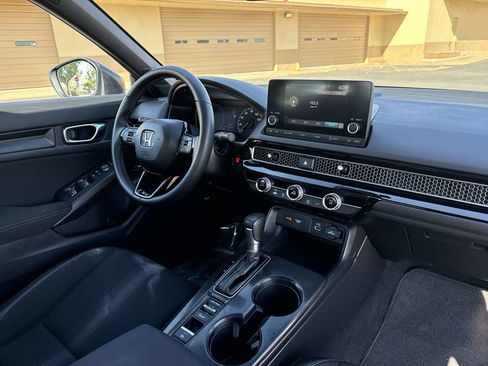 Used 2022 Honda Civic Sport image 16